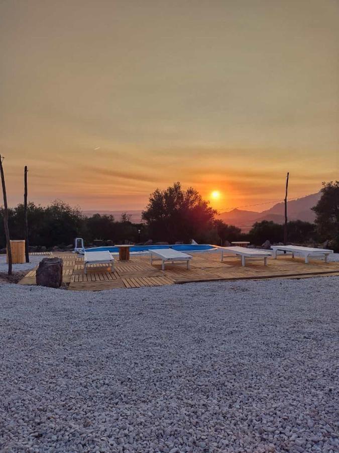 Pasare Glamping_Anglonaruralexperience Hotel Perfugas Eksteriør billede
